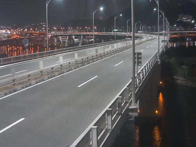 橋梁中央部 仁保方面　↗ 