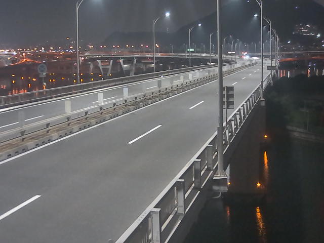 橋梁中央部 仁保方面　↗ 