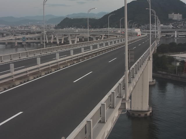 橋梁中央部 仁保方面 ↗ 橋梁中央部 仁保方面 ↗