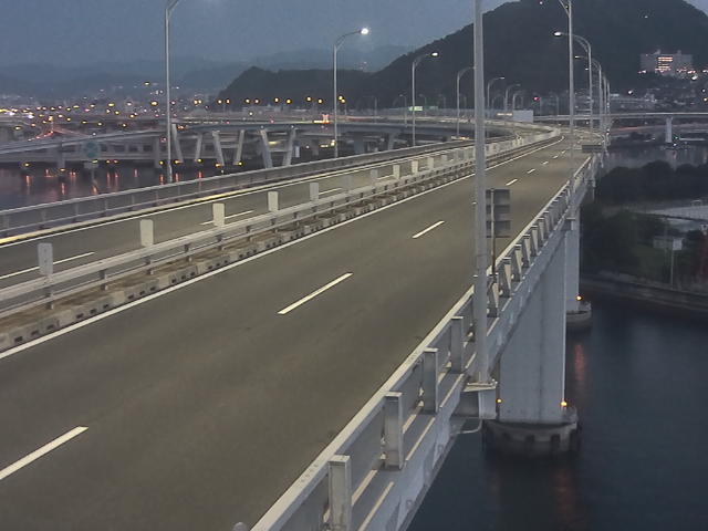 橋梁中央部 仁保方面 ↗ 橋梁中央部 仁保方面 ↗