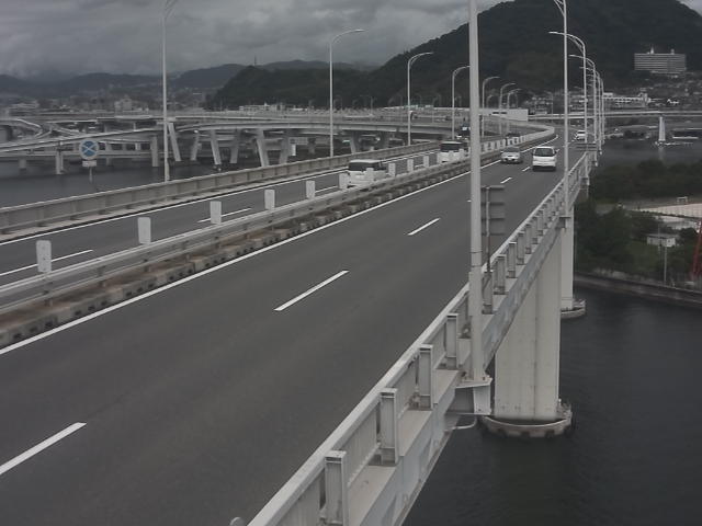 橋梁中央部 仁保方面　↗ 
