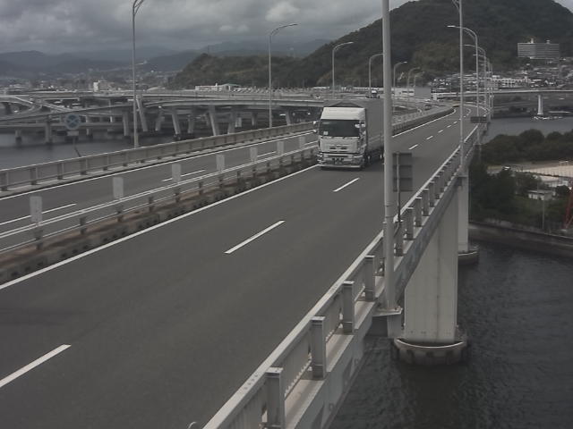 橋梁中央部 仁保方面　↗ 