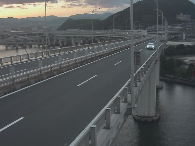 橋梁中央部 仁保方面 ↗ 橋梁中央部 仁保方面 ↗