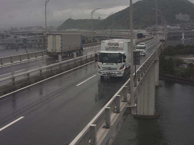 橋梁中央部 仁保方面　↗ 