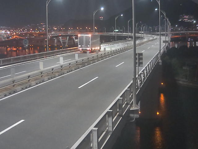 橋梁中央部 仁保方面　↗ 