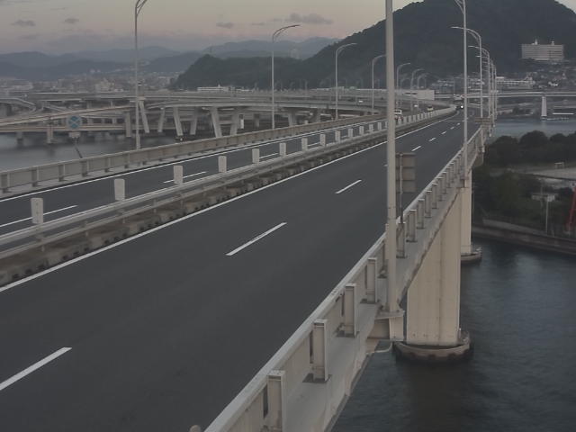 橋梁中央部 仁保方面 ↗ 橋梁中央部 仁保方面 ↗