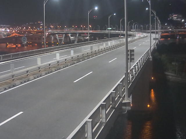 橋梁中央部 仁保方面　↗ 