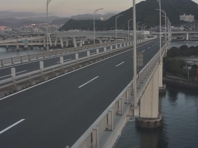 橋梁中央部 仁保方面 ↗ 橋梁中央部 仁保方面 ↗
