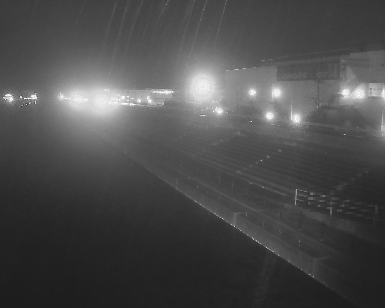 一文字防潮堤 ボートパーク方面 ↖ 一文字防潮堤 ボートパーク方面 ↖