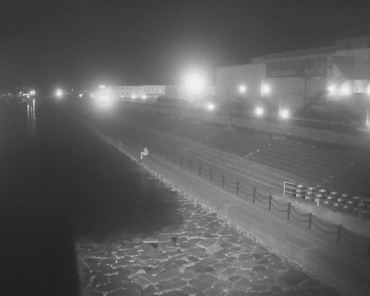 一文字防潮堤 ボートパーク方面 ↖ 一文字防潮堤 ボートパーク方面 ↖