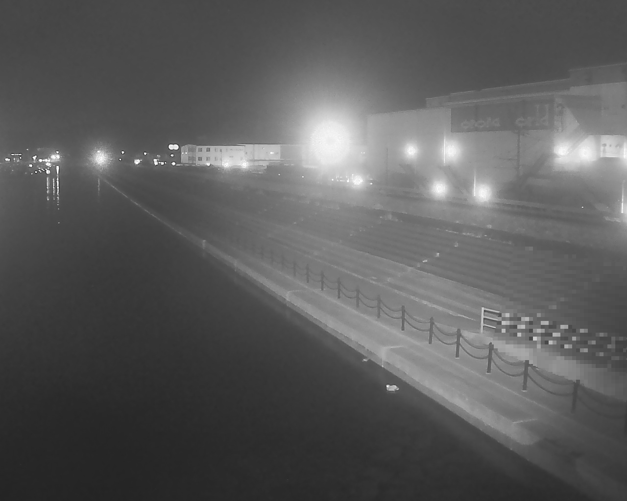 一文字防潮堤 ボートパーク方面 ↖ 一文字防潮堤 ボートパーク方面 ↖