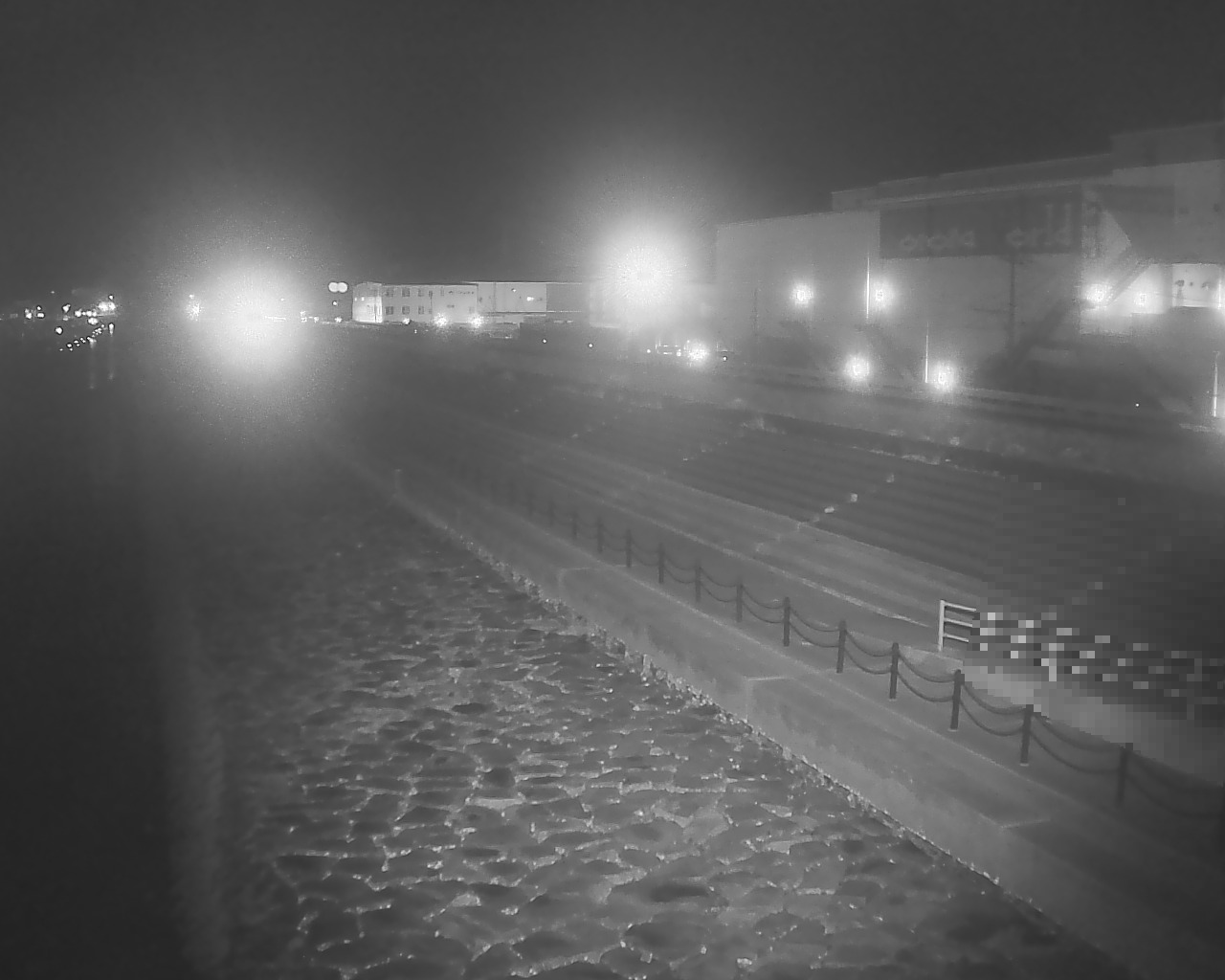 一文字防潮堤 ボートパーク方面 ↖ 一文字防潮堤 ボートパーク方面 ↖